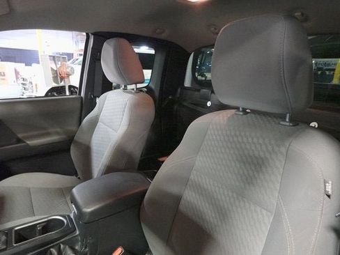 Used 2021 Toyota Tacoma SR image 11