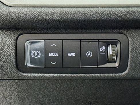 New 2026 Chevrolet Traverse LT AWD/4WD image 10