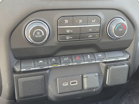 Certified 2023 Chevrolet Silverado 1500 Custom RWD image 26