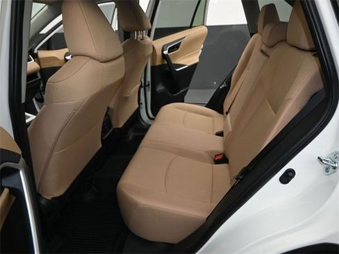 Used 2025 Toyota RAV4 LE image 11