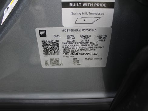 Used 2023 GMC Acadia SLT w/ Elevation Edition image 43