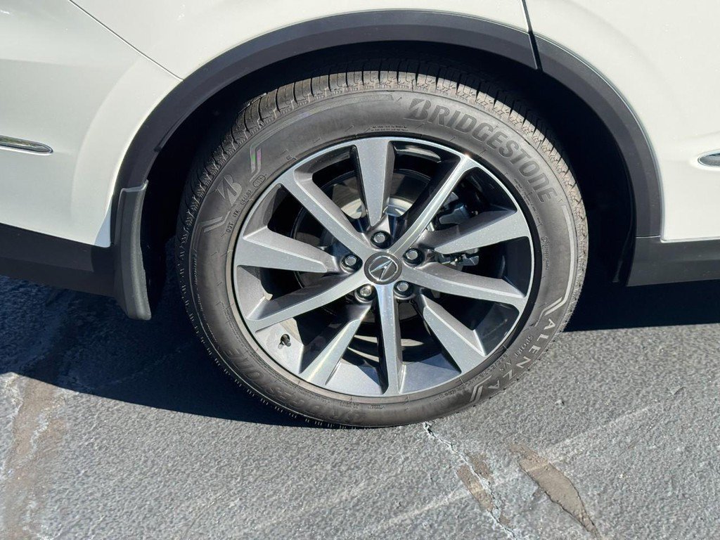 Certified 2026 Acura MDX w/ Technology Package AWD/4WD image 9