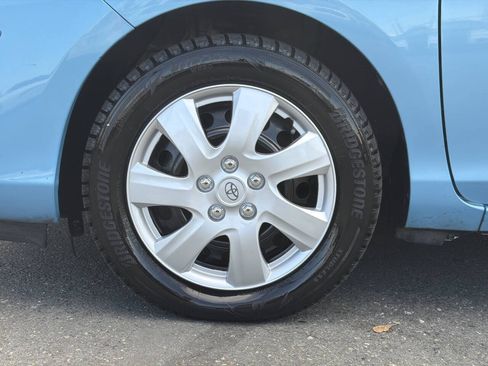 Used 2015 Toyota Prius C Two FWD image 2