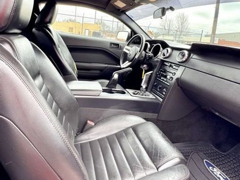 Used 2006 Ford Mustang GT Premium image 8