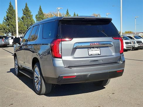 Used 2022 GMC Yukon SLT w/ SLT Luxury Package image 8