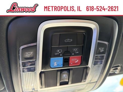 Used 2025 RAM 1500 Laramie w/ Night Edition image 34