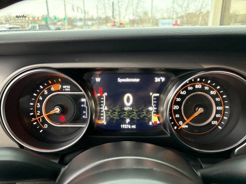 Used 2023 Jeep Wrangler Unlimited Sport AWD/4WD image 18