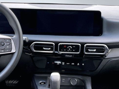 New 2026 Nissan Sentra SV w/ Floor Mat Package image 8