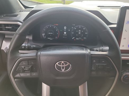 Certified 2025 Toyota Tacoma TRD Sport RWD image 30