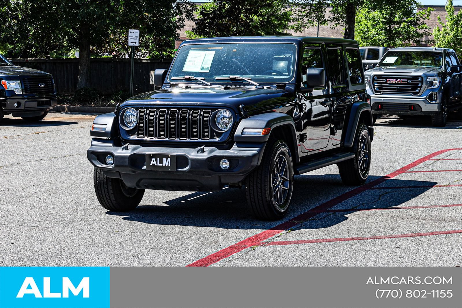 Used 2024 Jeep Wrangler Unlimited Sport AWD/4WD image 3