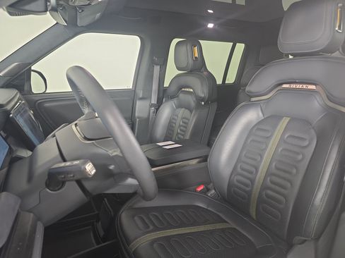Used 2024 Rivian R1S Adventure AWD/4WD image 20