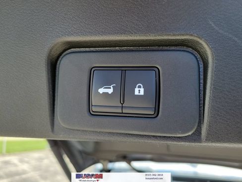 Used 2025 Nissan Rogue SV FWD image 8