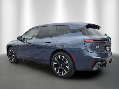 New 2026 BMW iX xDrive60 w/ M Sport Package AWD/4WD image 5