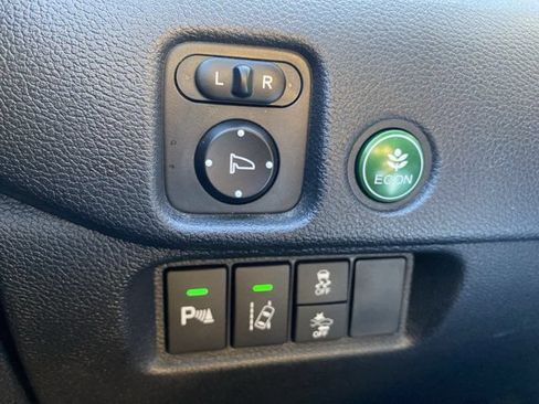 Used 2018 Honda Pilot Elite image 25