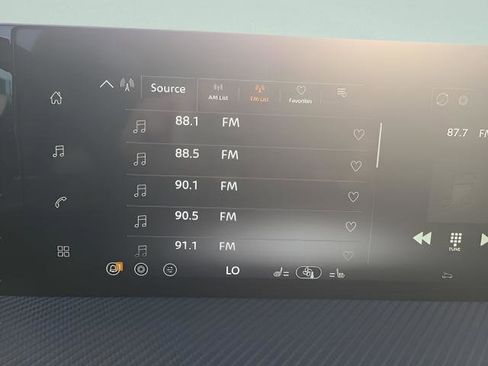 New 2026 Nissan Kicks SR w/ Cold Weather Package image 13
