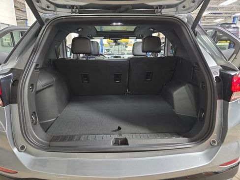 Used 2024 Chevrolet Equinox RS w/ RS Leather Package AWD/4WD image 16