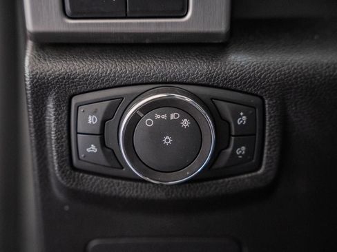 Used 2018 Ford F150 Platinum w/ Equipment Group 701A Luxury image 50