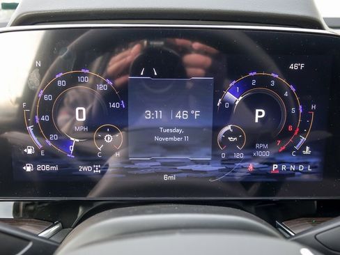 New 2026 Chevrolet Suburban Premier image 25