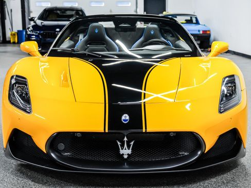 Used 2023 Maserati MC20 Spyder image 4