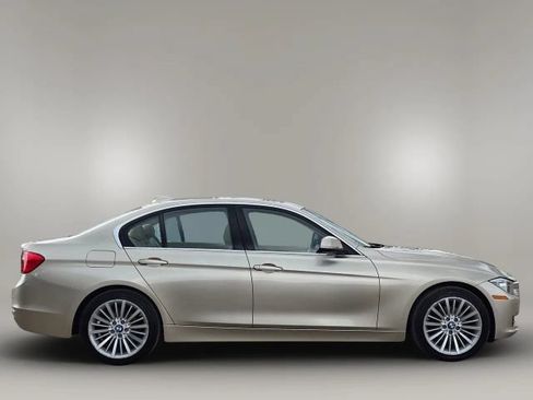 Used 2015 BMW 328i xDrive Sedan AWD/4WD image 4