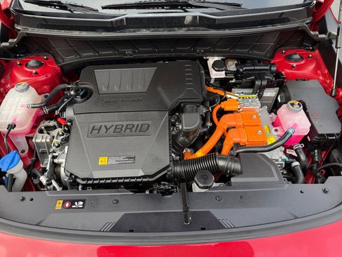 Used 2023 Kia Niro SX Touring image 20