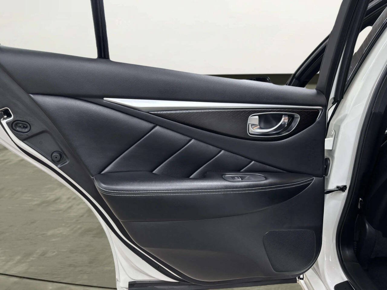 Used 2021 INFINITI Q50 Sensory RWD image 16
