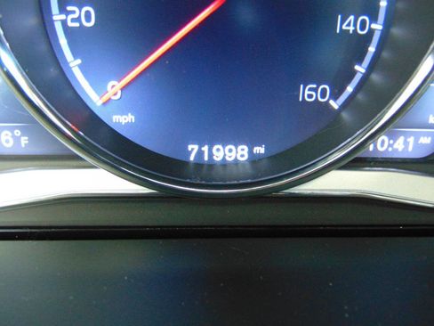 Used 2015 Volvo S60 T5 Premier w/ Climate Package AWD/4WD image 13