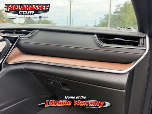 Used 2023 Jeep Grand Cherokee Summit RWD image 38