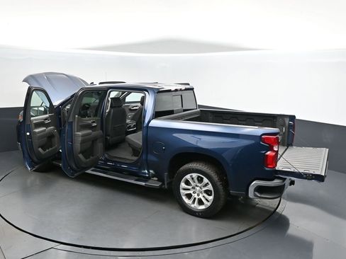 Used 2022 Chevrolet Silverado 1500 LTZ w/ LTZ Premium Package image 2