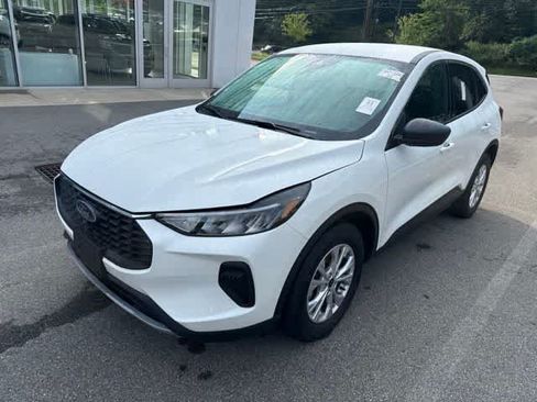 Used 2023 Ford Escape Active AWD/4WD image 1