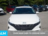 Used 2023 Hyundai Elantra SEL w/ Convenience Package image 3