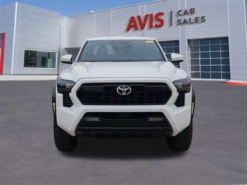 Used 2025 Toyota Tacoma TRD Off-Road image 10