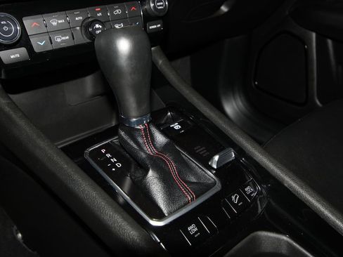 Used 2025 Jeep Compass Trailhawk AWD/4WD image 16