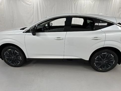 New 2025 Nissan Murano Platinum w/ Cargo Package AWD/4WD image 6