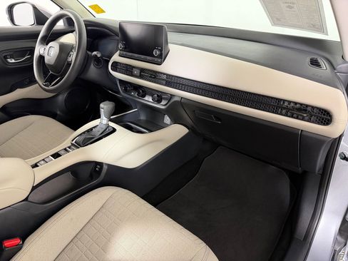 Certified 2025 Honda HR-V LX image 25