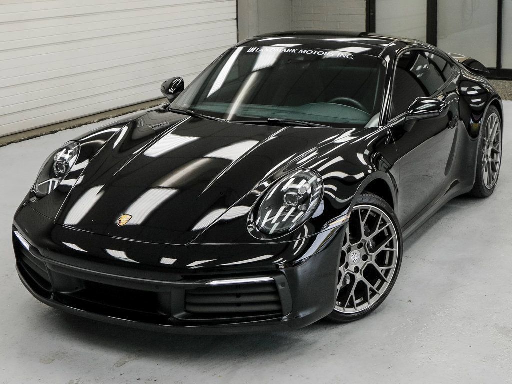Used 2022 Porsche 911 Carrera 4 AWD/4WD image 9