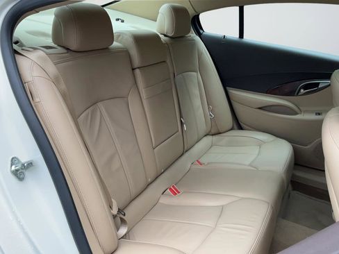 Used 2011 Buick LaCrosse CXL FWD image 21