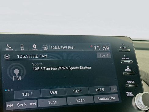 Used 2018 Honda Accord Sport image 19