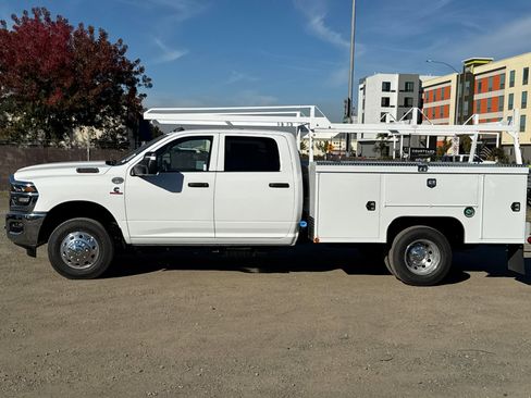 New 2026 RAM 3500 Tradesman w/ Chrome Appearance Group image 6