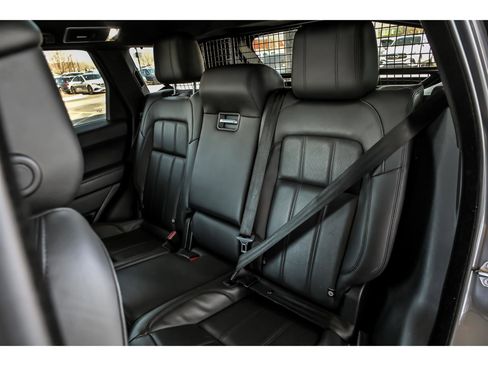 Used 2018 Land Rover Range Rover Sport HSE image 14