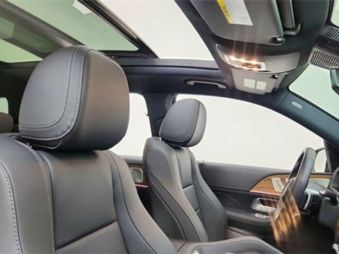 Used 2025 Mercedes-Benz GLS 450 GLS 450 image 22