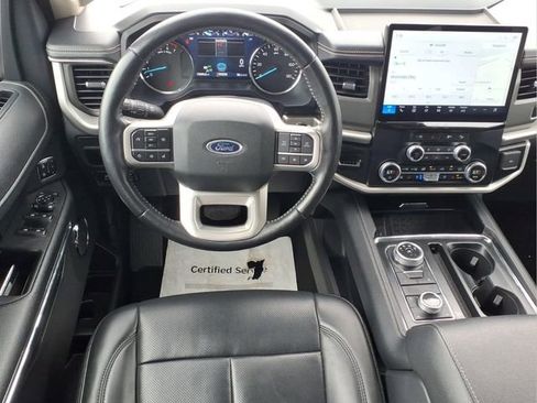 Used 2024 Ford Expedition Max XLT AWD/4WD image 4
