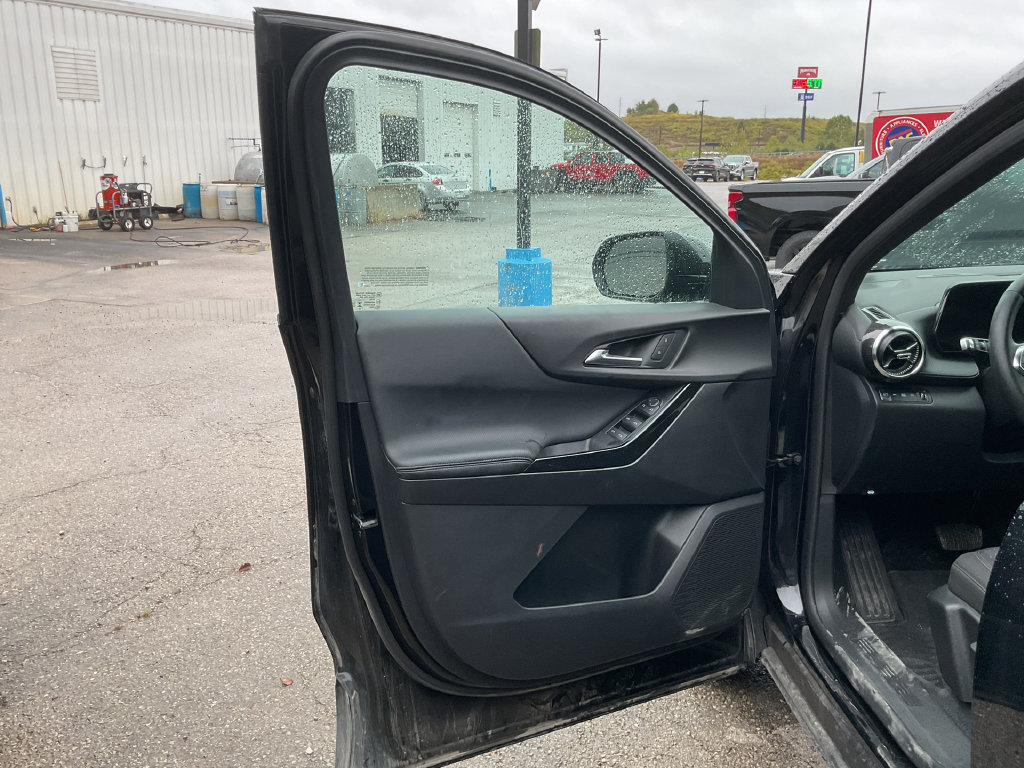 Used 2026 Chevrolet Equinox LT AWD/4WD image 7