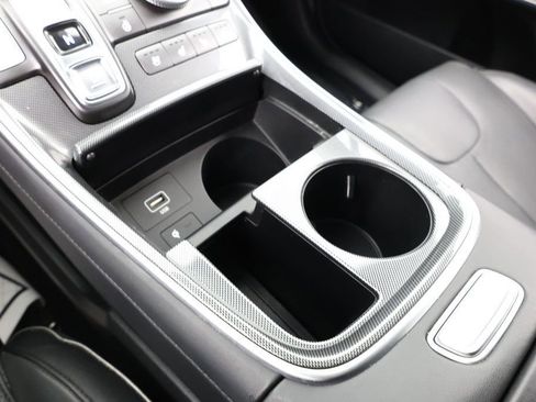 Used 2022 Hyundai Santa Fe Limited image 13