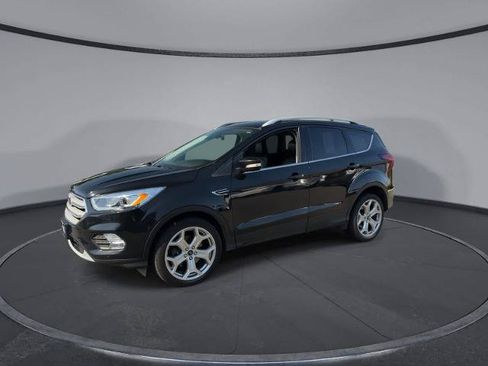 Certified 2019 Ford Escape Titanium AWD/4WD image 4