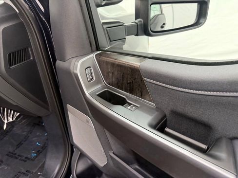 New 2025 Ford F250 Lariat w/ Lariat Ultimate Package AWD/4WD image 19