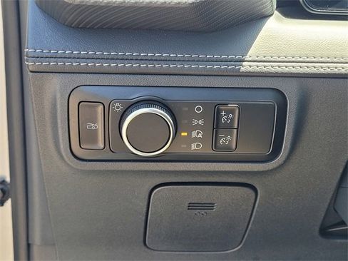 Used 2024 Ford Mustang Premium image 24