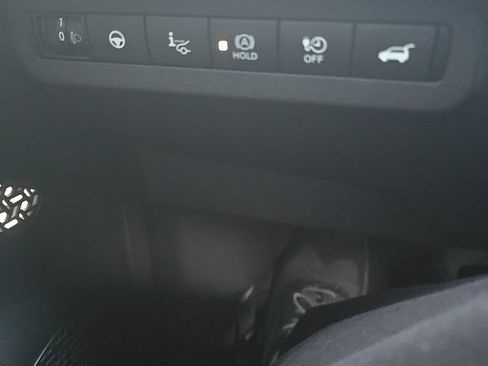 Used 2023 Nissan Ariya AWD/4WD image 25