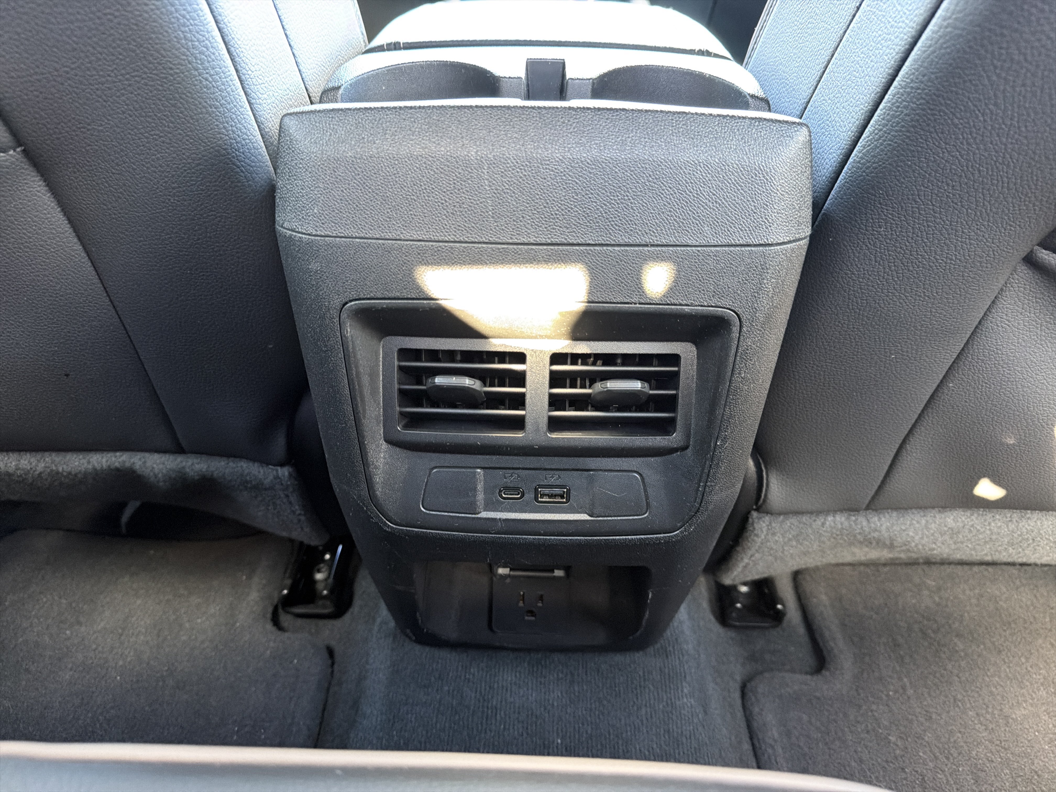 Used 2023 GMC Canyon Denali AWD/4WD image 29