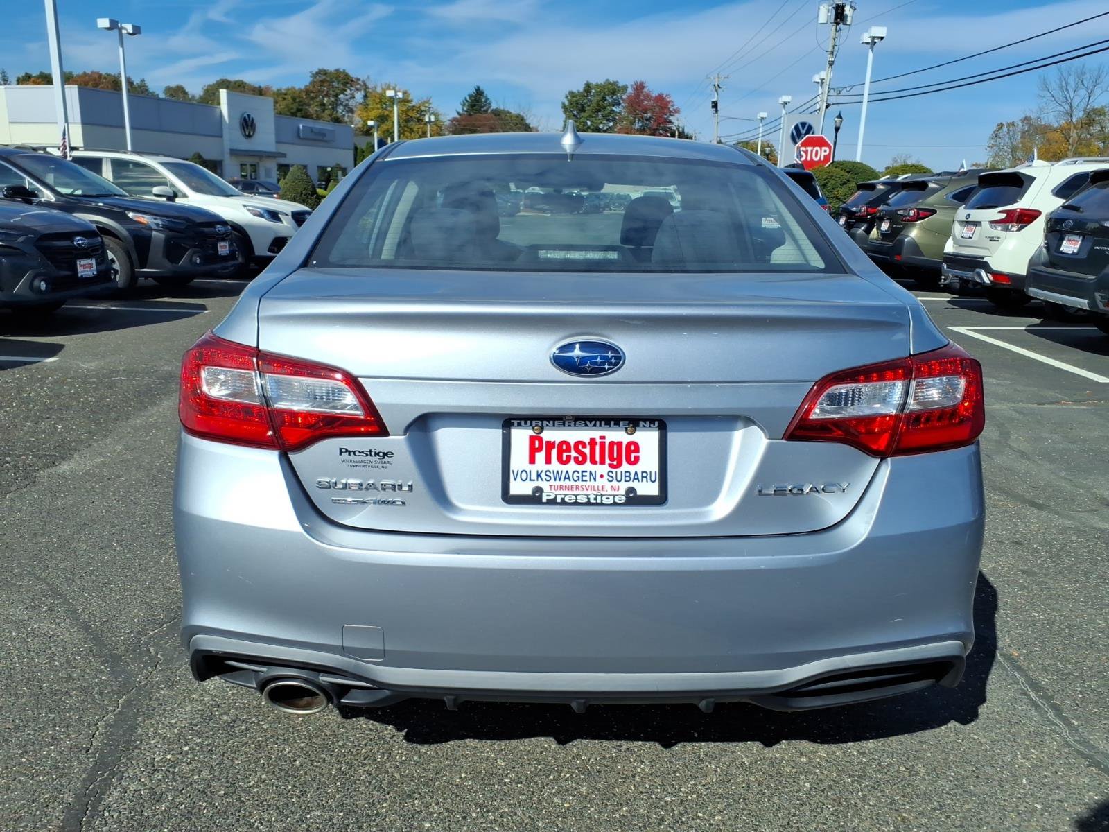 Used 2019 Subaru Legacy 2.5i Premium AWD/4WD image 3
